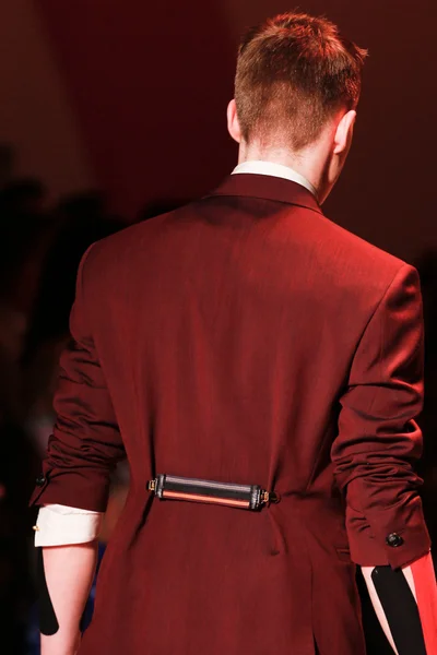 Look 73